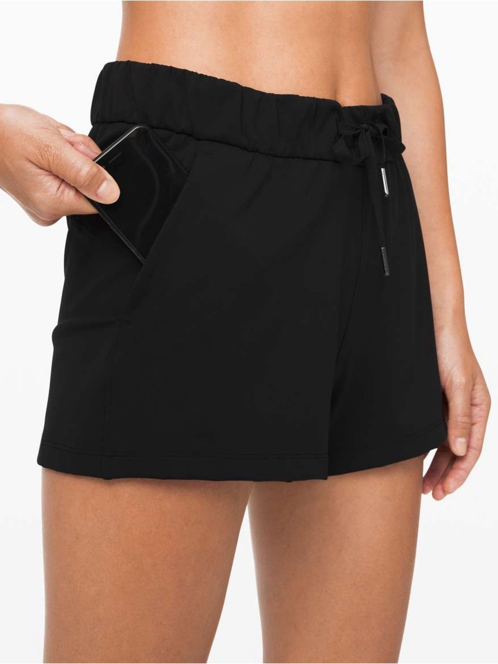 Lululemon Women’s On The Fly Short 2.5” In Black Size 6